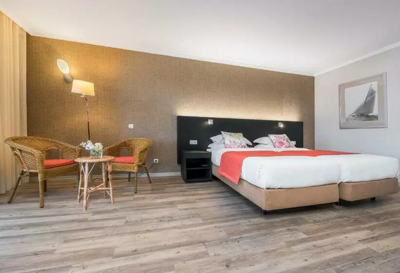اتاق استاندارد با چشم‌انداز دریا, Enotel Sunset Bay