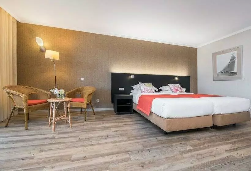 اتاق استاندارد با چشم‌انداز دریا, Enotel Sunset Bay