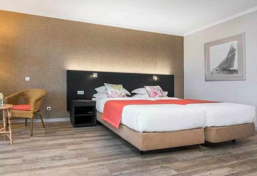 اتاق استاندارد با چشم‌انداز دریا, Enotel Sunset Bay