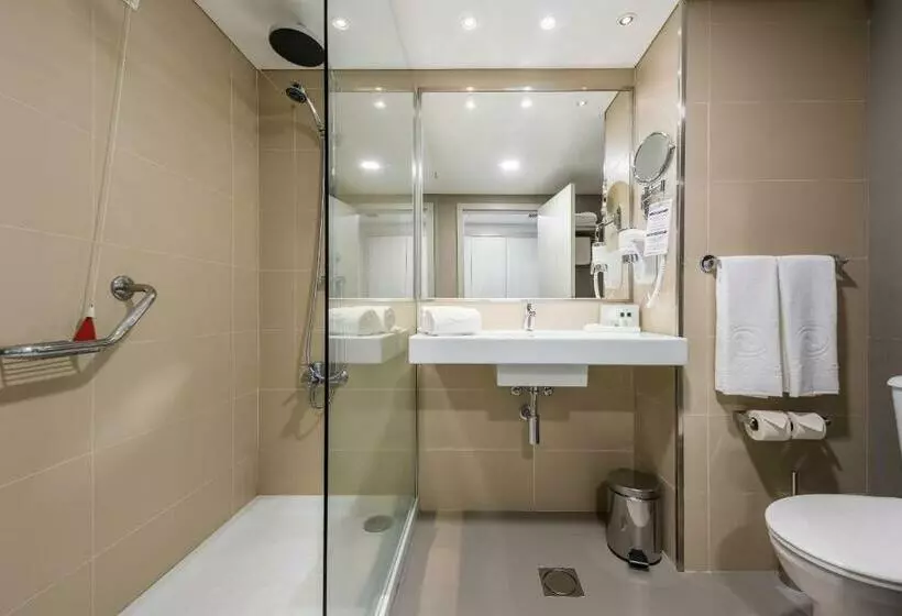 اتاق استاندارد با بالکن و چشم‌انداز دریا, Enotel Sunset Bay