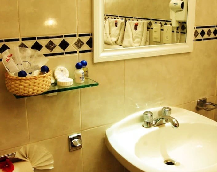 Номер Стандарт Трехместный, Del Principado