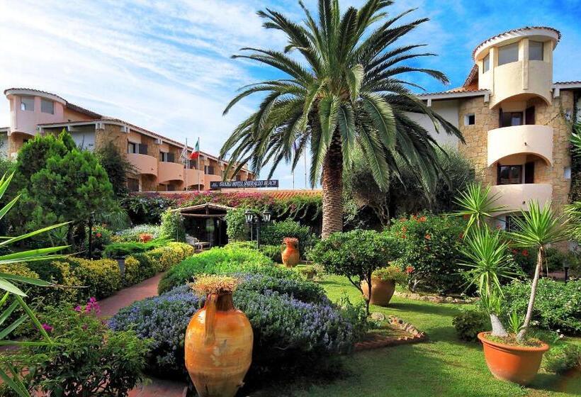 Трехместный Номер Стандарт Вид на Сад, Grand Hotel Smeraldo Beach