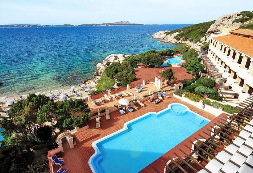 اتاق اساندارد با چشم‌انداز جانبی به دریا, Grand Hotel Smeraldo Beach