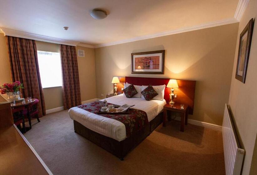 חדר סטנדרט, Hamlet Court