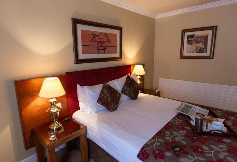 חדר סטנדרט יחיד, Hamlet Court