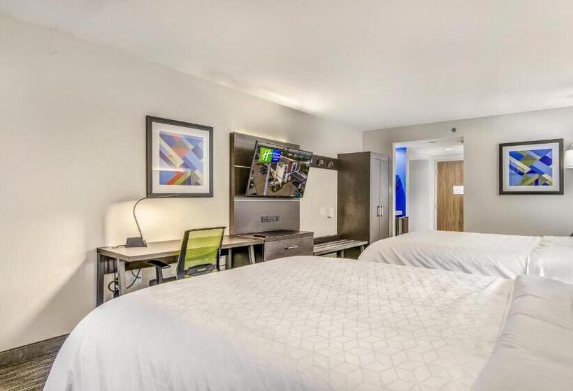 غرفة قياسية لذوى الاحتياجات الخاصة, Holiday Inn Express & Suites Longview North, An Ihg