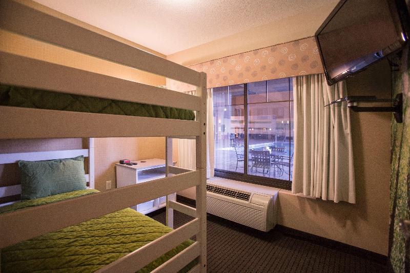 Люкс Кровать Кинг, Holiday Inn St. Paul Northeast   Lake Elmo, An Ihg