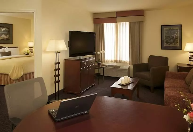 سوئیت برای معلولان, Larkspur Landing Extended Stay Suites Campbell