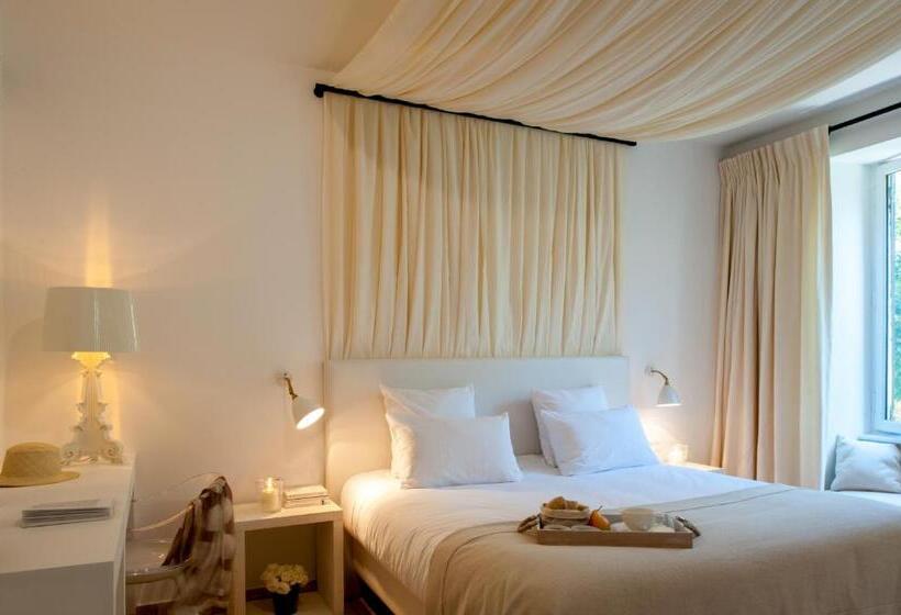 Номер Deluxe, Le Vieux Castillon