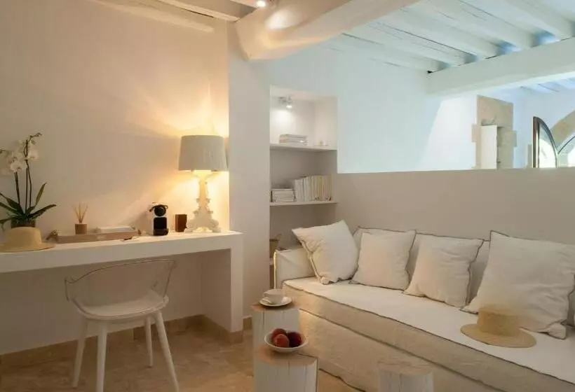 سوییت جونیور, Le Vieux Castillon