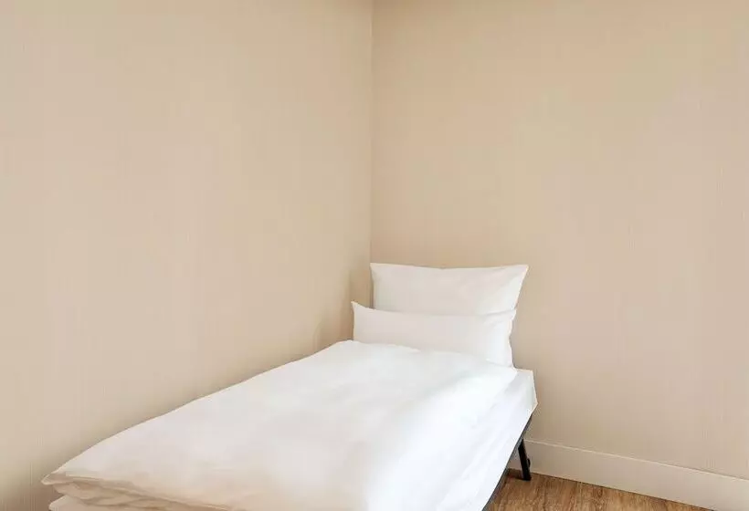 اتاق سوپریور با چشم‌انداز, Avani Museum Quarter Amsterdam Hotel