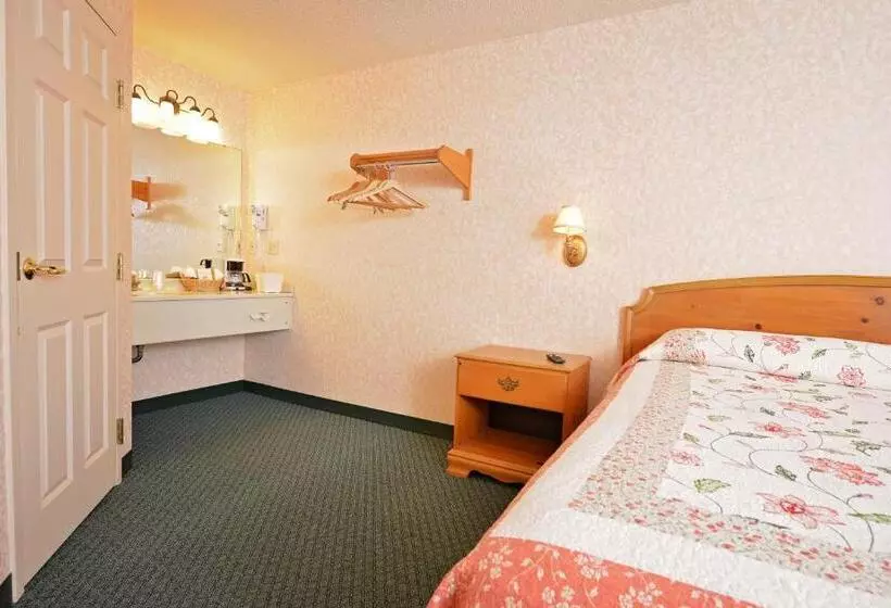 ２ダブルベッドのスタンダードルーム, Our Guest Inn And Suites   Downtown