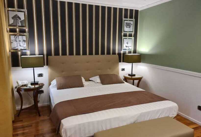 اتاق اجرایی, Palazzo Turchini