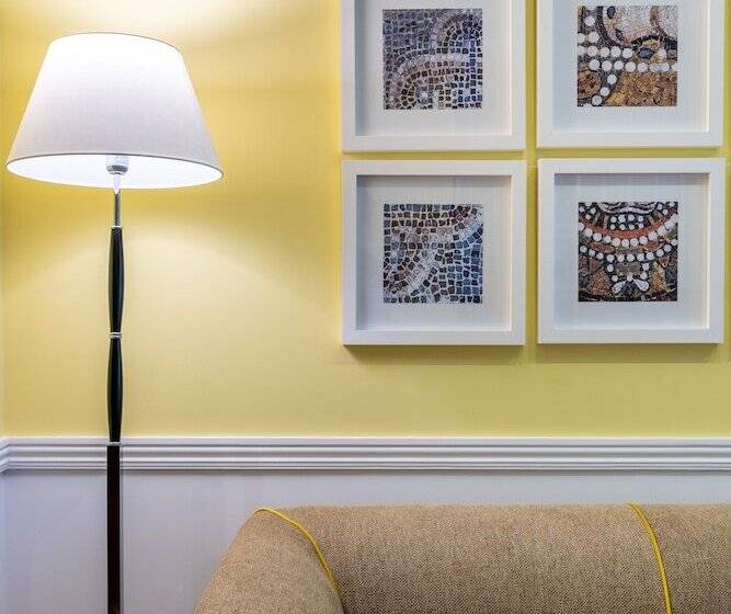 اتاق اجرایی, Palazzo Turchini