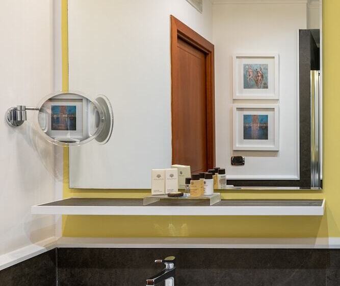 اتاق اجرایی, Palazzo Turchini