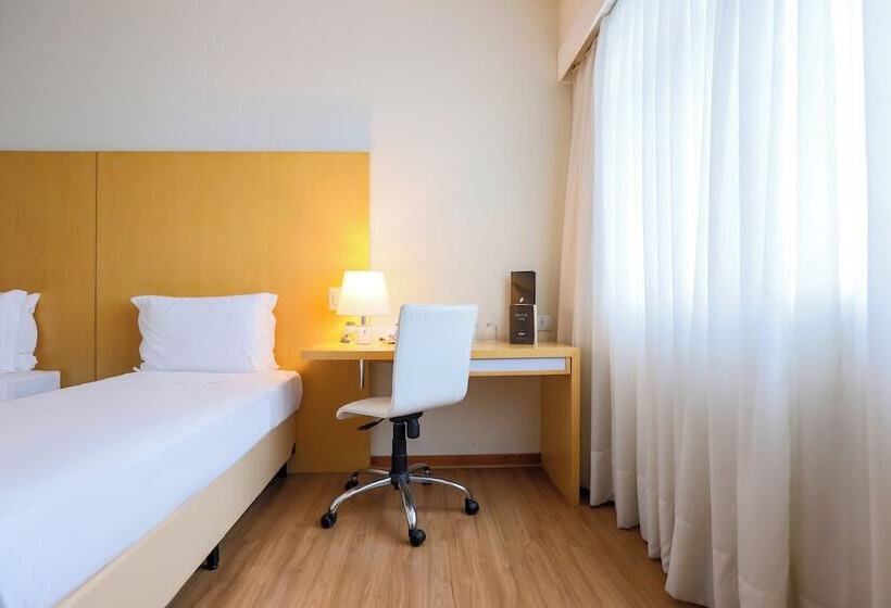 Номер Superior, Pestana Curitiba