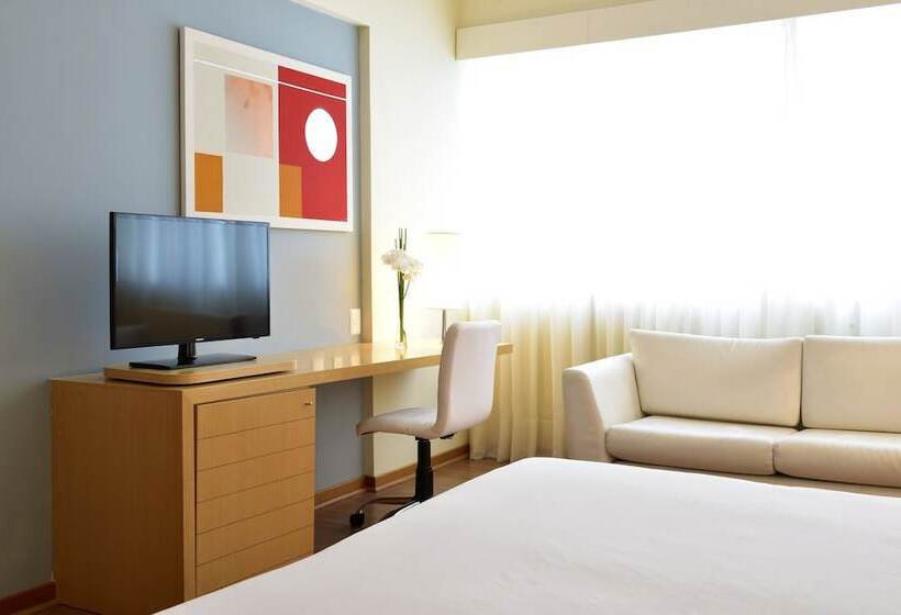 Семейный Номер, Pestana Curitiba