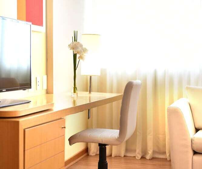 Семейный Номер, Pestana Curitiba