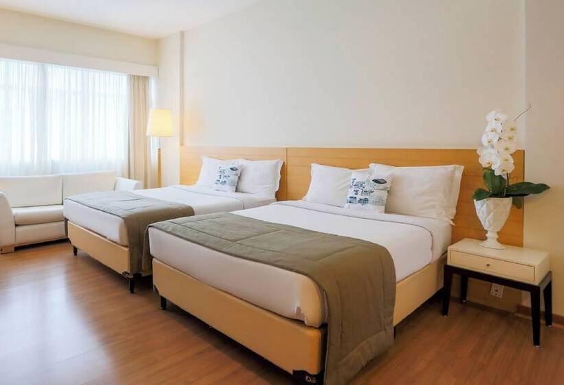 Семейный Номер, Pestana Curitiba