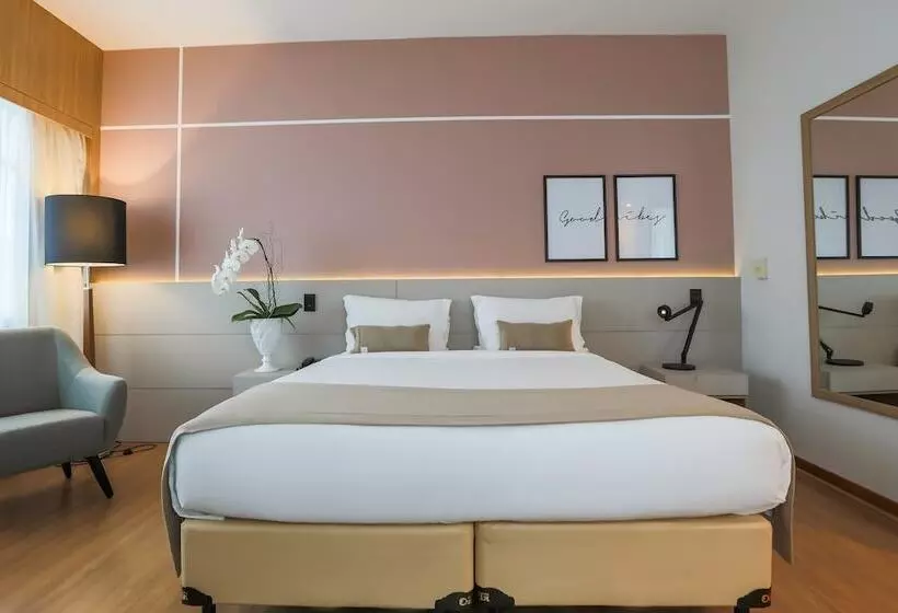 デラックスルーム, Pestana Curitiba