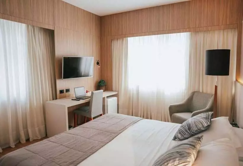デラックスルーム, Pestana Curitiba