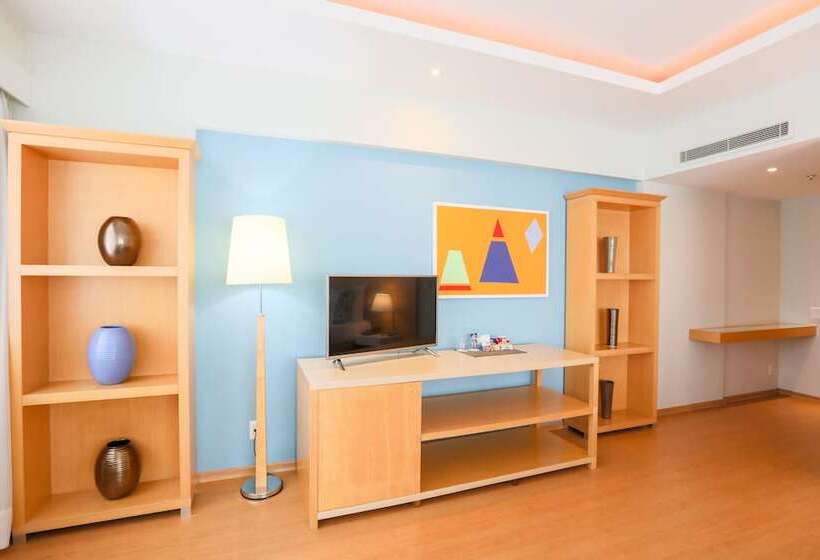 Президентский Люкс, Pestana Curitiba