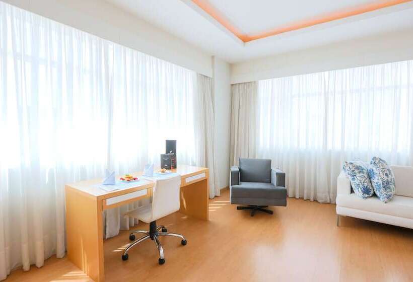 이그제큐티브 스위트, Pestana Curitiba