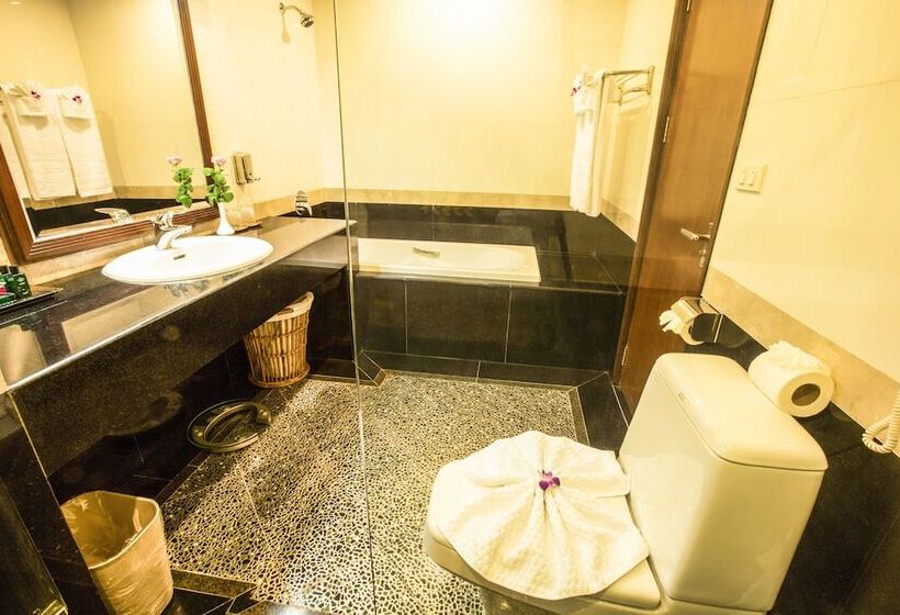 Номер Superior, Phnom Penh