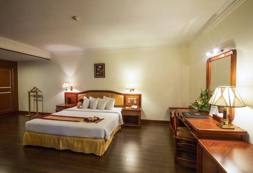 Номер Superior, Phnom Penh