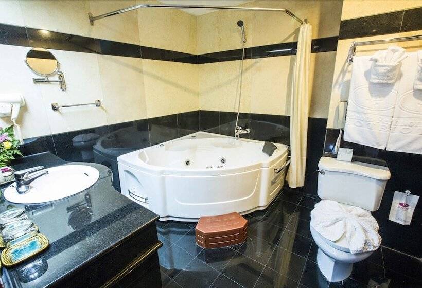 Президентский Люкс, Phnom Penh