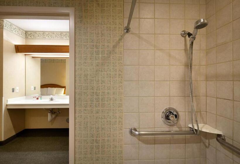 غرفة ديلوكس لذوى الاحتياجات الخاصة, Ramada By Wyndham Olympia