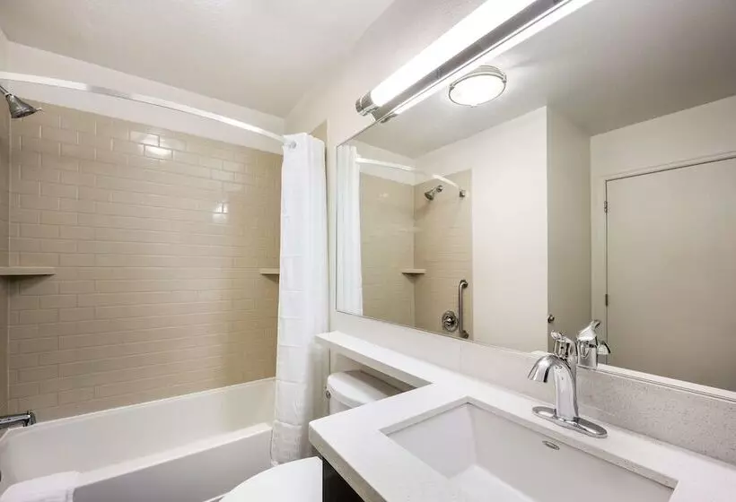 スイート, Sonesta Simply Suites Chicago O'hare Airport