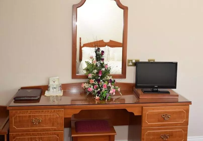 اتاق استاندارد, Rhu Glenn