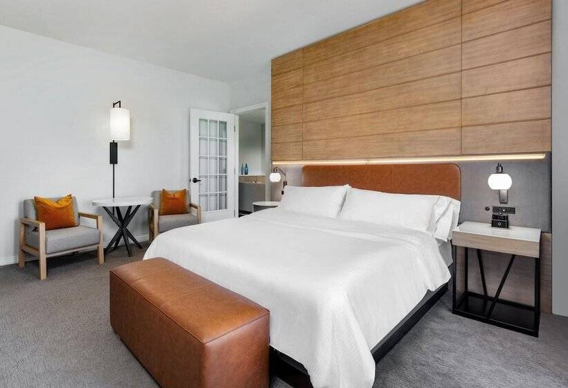 جناح إدارى, The Westin Dallas Stonebriar Golf Resort & Spa