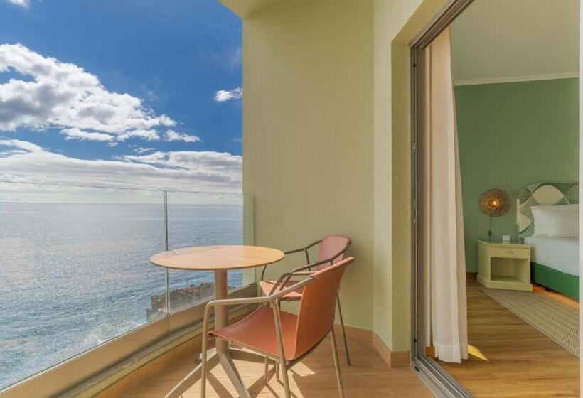 Triple Room Sea View, Pestana Vila Lido Madeira Ocean