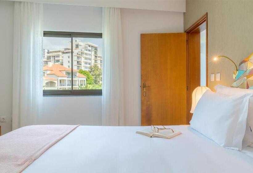 غرفة قياسية ثلاثية ذات إطلالة جانبية على البحر, Pestana Vila Lido Madeira Ocean