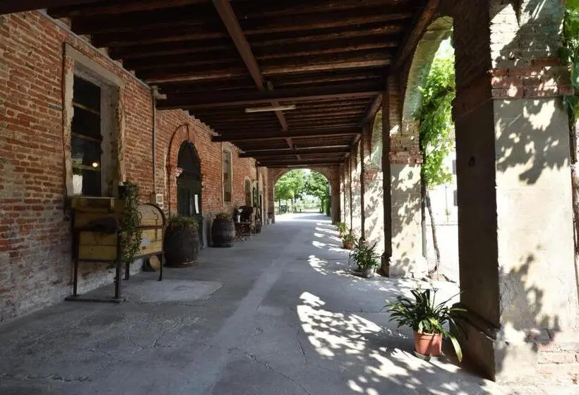 デラックスルーム, Tenuta Le Risare