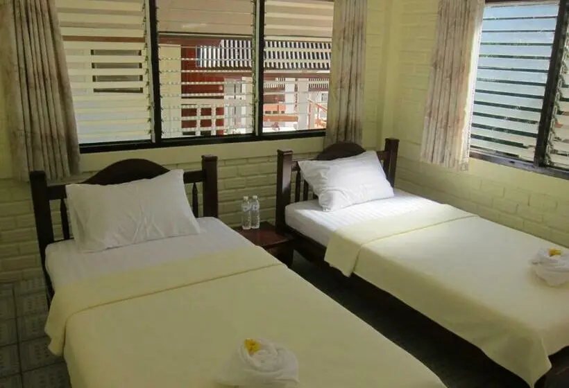 Standard-huone Sivuttainen Merinäkymä, Cameron Island Resort