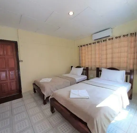 Standard-bungalow, Cameron Island Resort