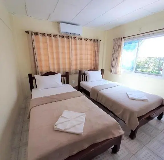 Standard-bungalow, Cameron Island Resort
