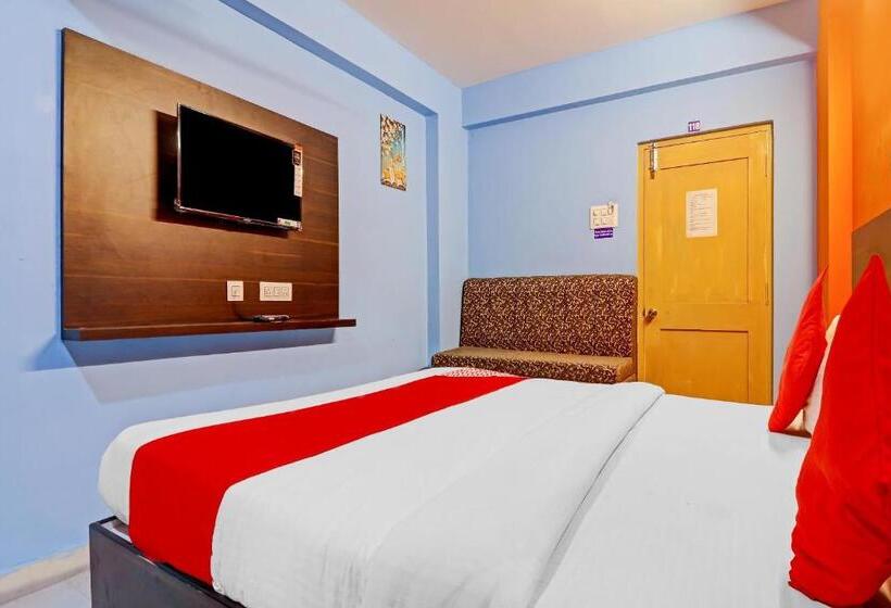 اتاق کلاسیک سه تخته, Super Hotel O Karimnagar
