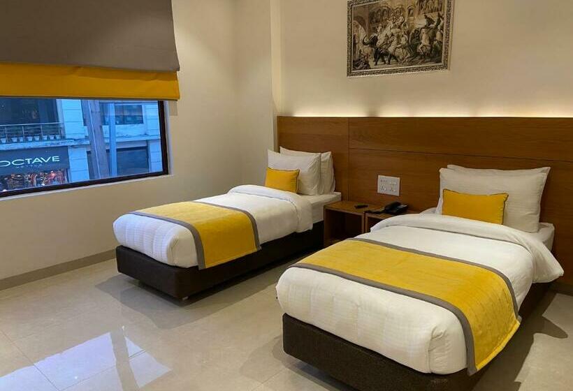 수피리어 룸, Icon Rajpura