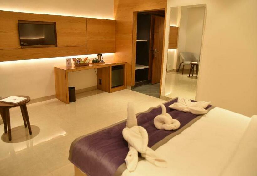 수피리어 룸, Icon Rajpura