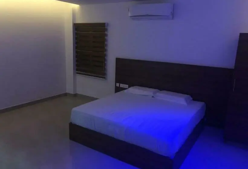 デラックスルーム, Kannamundayil Residency