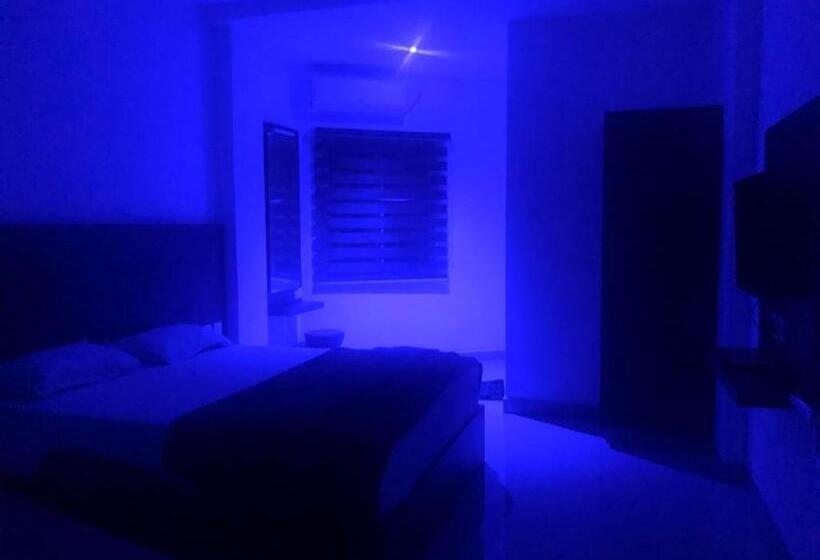 غرفة قياسية, Kannamundayil Residency