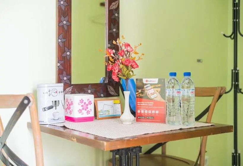اتاق اکونومی, Reddoorz Syariah Near Suncity Mall Sidoarjo