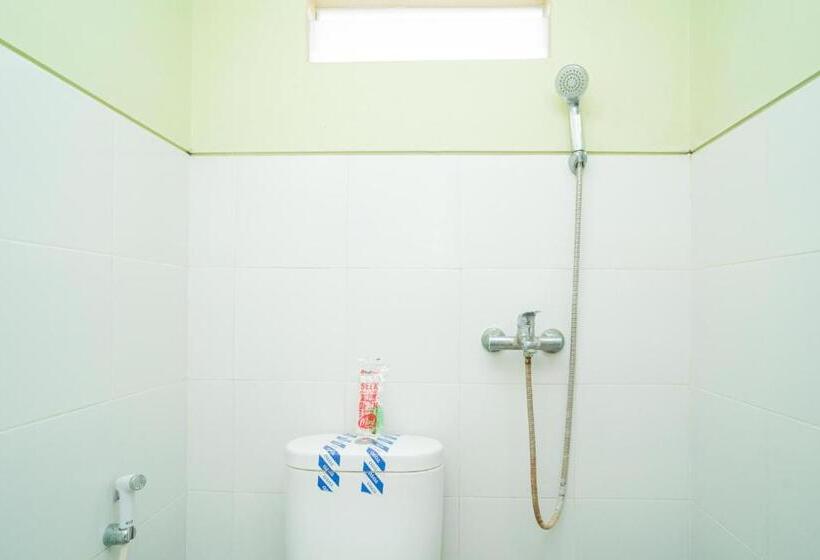经济房, Reddoorz Syariah Near Suncity Mall Sidoarjo