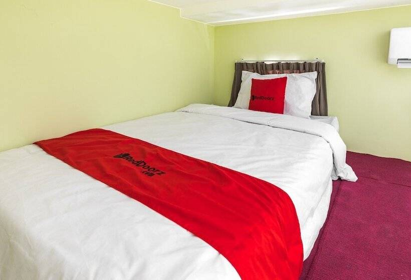 标准间, Reddoorz Syariah Near Suncity Mall Sidoarjo