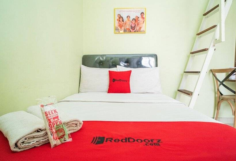 غرفة قياسية, Reddoorz Syariah Near Suncity Mall Sidoarjo