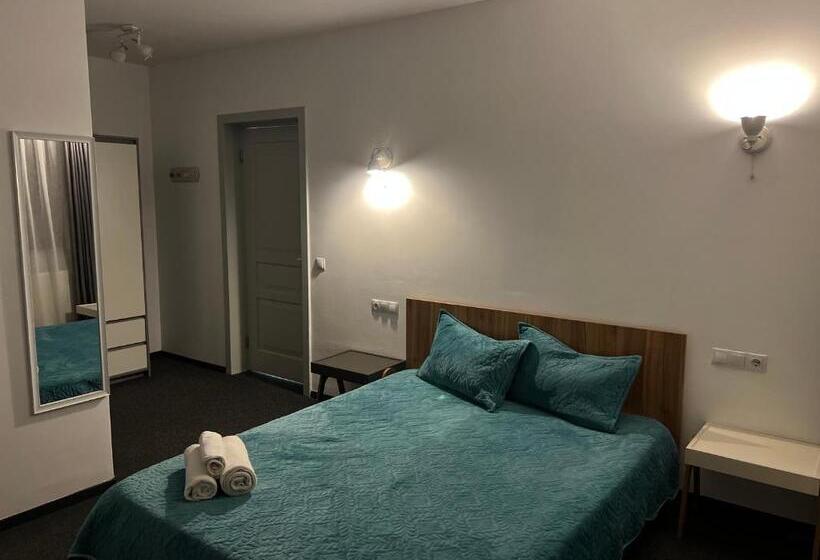 اتاق استاندارد با چشمانداز کوهستان, Turquoise House